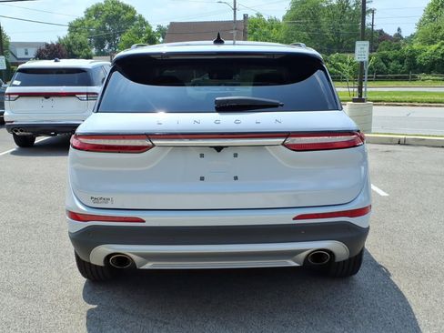 Certified 2025 Lincoln Corsair AWD w/ Equipment Group 101A image 4