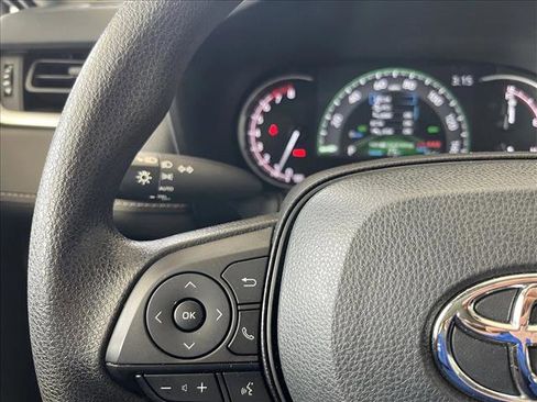 Used 2023 Toyota RAV4 XLE image 18