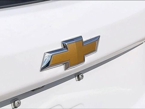 Certified 2024 Chevrolet Equinox LS w/ Driver Confidence II Package FWD image 28