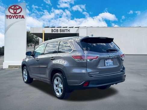 Used 2015 Toyota Highlander Limited Platinum image 7