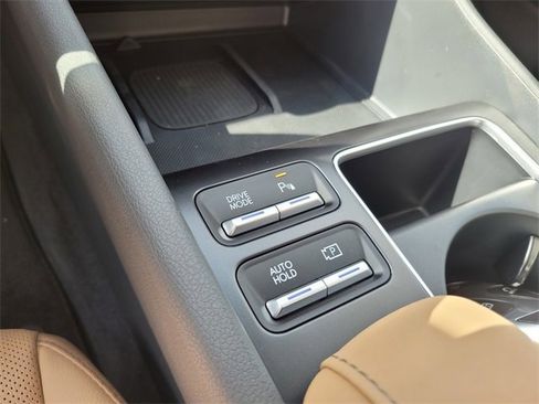 New 2025 Hyundai Sonata Limited image 20