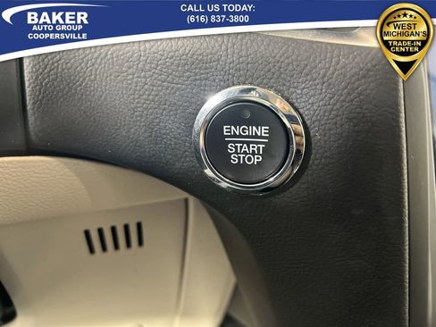 Used 2022 Ford Edge Titanium image 18