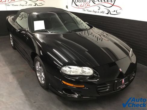 Used 2000 Chevrolet Camaro Z28 w/ Sport Appearance Pkg RWD image 13