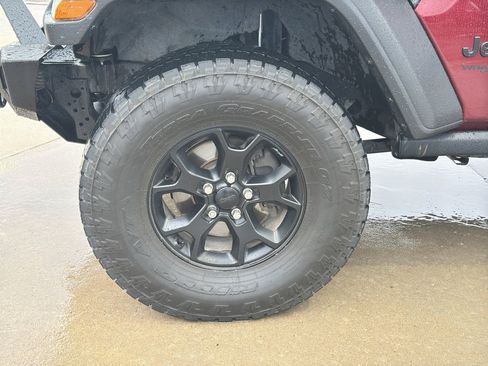 Used 2021 Jeep Wrangler Unlimited Sport image 3