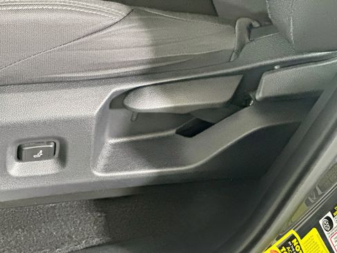 Used 2024 Toyota Tacoma SR RWD image 13