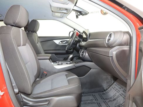 Used 2024 Chevrolet Blazer LT w/ Convenience Package FWD image 12