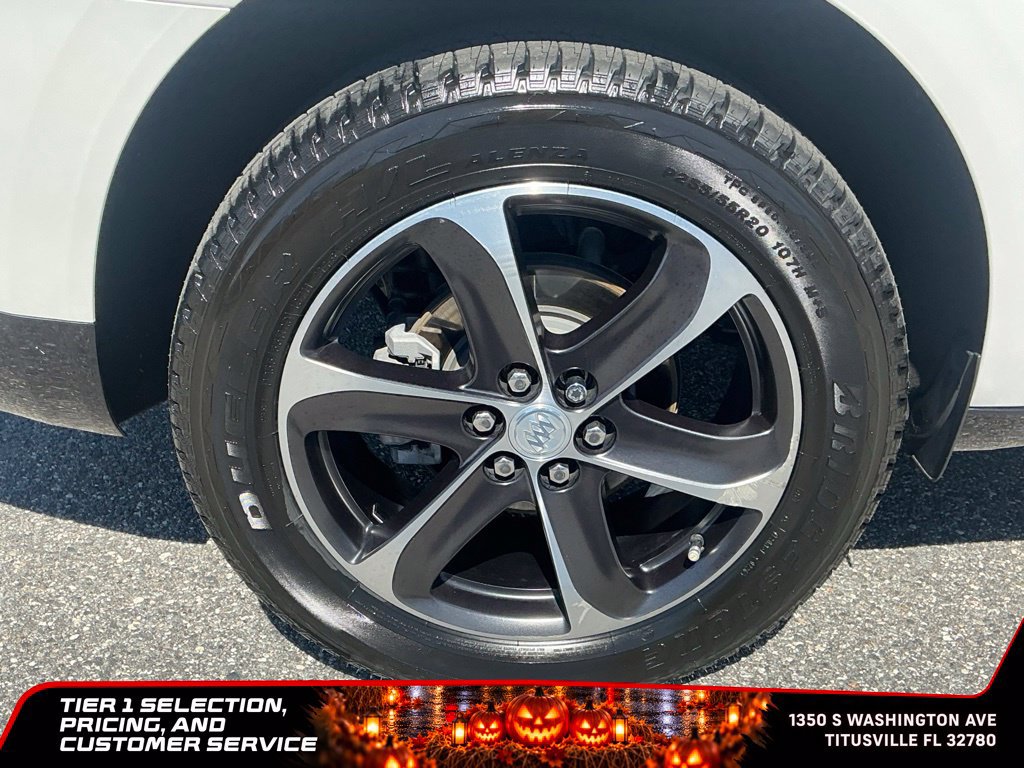 Used 2021 Buick Enclave Essence w/ Sport Touring Edition FWD image 10