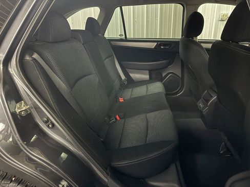 Used 2019 Subaru Outback 2.5i Premium AWD/4WD image 14