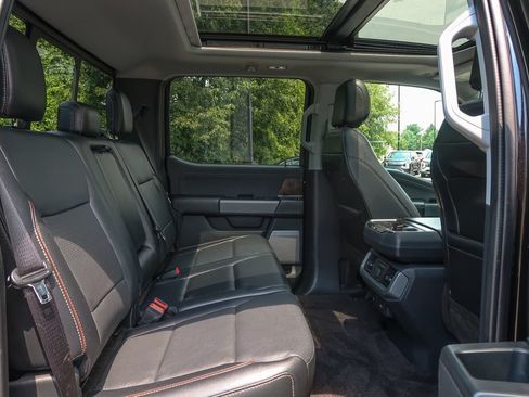 Used 2021 Ford F150 Lariat w/ Equipment Group 502A High AWD/4WD image 18
