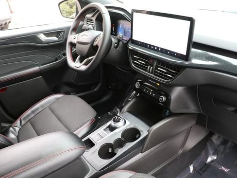 Used 2023 Ford Escape ST-Line w/ Tech Pack #1 FWD image 11