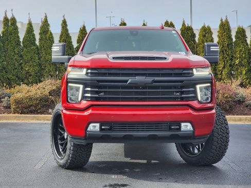 Used 2023 Chevrolet Silverado 2500 High Country w/ Z71 Off-Road Package image 5