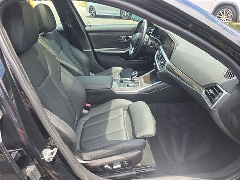 Used 2020 BMW 330i Sedan w/ Convenience Package RWD image 19