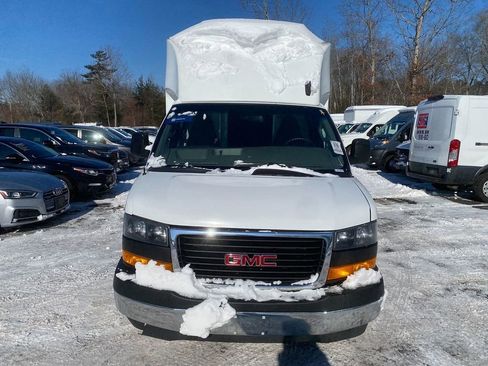 Used 2021 GMC Savana 3500 w/ Power Convenience Package image 3