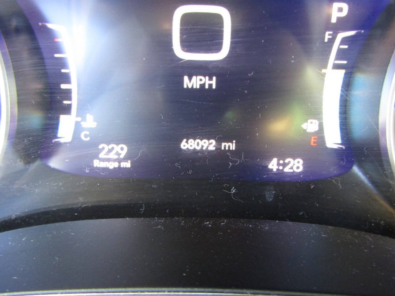 Used 2024 Chrysler Pacifica Touring-L FWD image 19