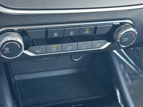 New 2025 Nissan Altima 2.5 SR image 23