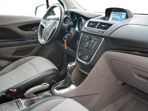 Used 2015 Buick Encore FWD image 17