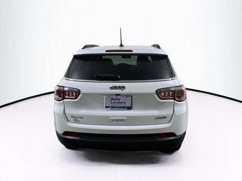 Used 2023 Jeep Compass Latitude w/ Sun and Sound Group AWD/4WD image 6