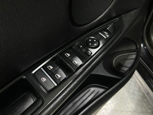 Used 2015 BMW X5 xDrive50i AWD/4WD image 16