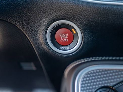 Used 2016 Dodge Challenger SRT Hellcat image 25