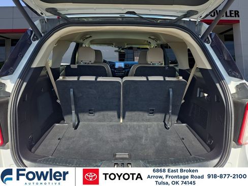 Used 2021 Ford Explorer Limited AWD/4WD image 28