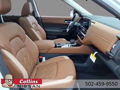 New 2026 Nissan Pathfinder Platinum w/ Cargo Package image 13