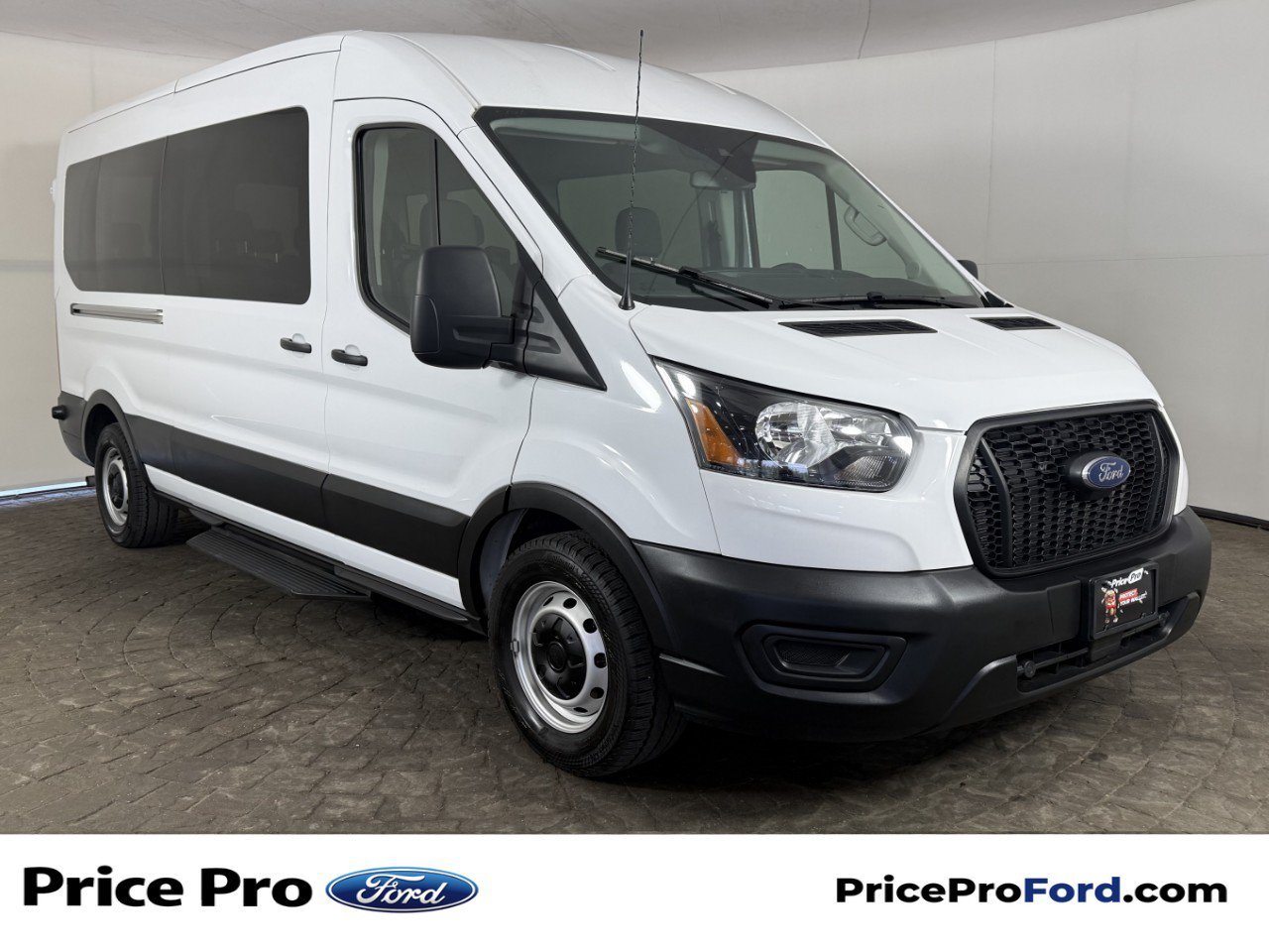 Used 2024 Ford Transit 350 XL RWD image 1