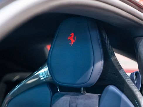 Certified 2025 Ferrari 12Cilindri RWD image 6