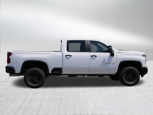 New 2026 Chevrolet Silverado 2500 ZR2 w/ LPO, Dark Essentials Package AWD/4WD image 6
