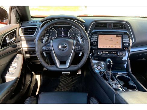 Used 2021 Nissan Maxima SR w/ Sport Mat Group image 5
