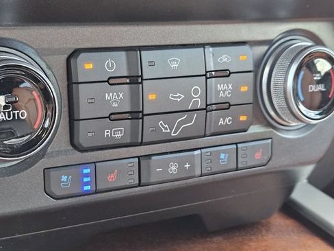 Used 2020 Ford F250 King Ranch w/ King Ranch Ultimate Package AWD/4WD image 21