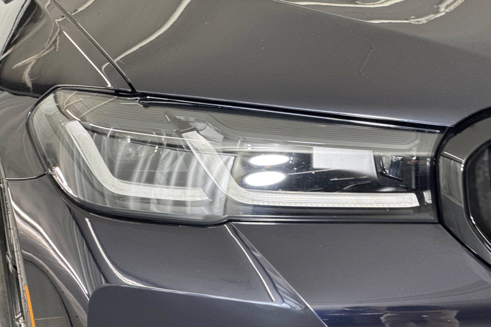 Used 2023 BMW 540i w/ M Sport Package RWD image 12