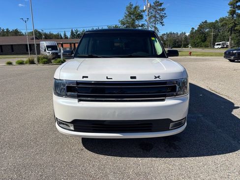 Used 2016 Ford Flex SEL w/ Equipment Group 202A AWD/4WD image 8