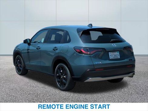 Used 2025 Honda HR-V Sport image 9