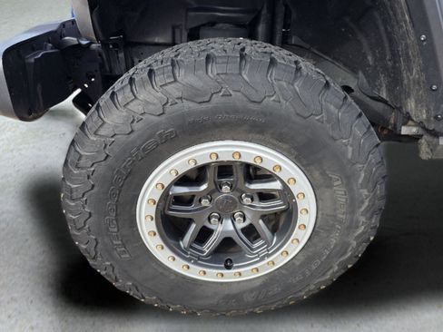 Used 2018 Jeep Wrangler Rubicon w/ Steel Bumper Group image 33