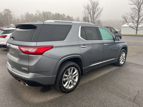 Used 2021 Chevrolet Traverse High Country image 6