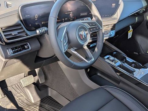 New 2026 Buick Envision Avenir image 3