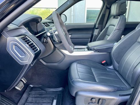 Used 2022 Land Rover Range Rover Sport HST image 14