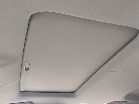 Used 2018 Toyota Highlander Limited image 30