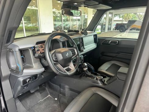 Used 2024 Ford Bronco Black Diamond AWD/4WD image 2