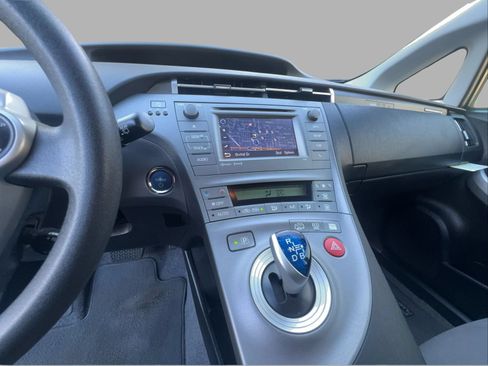 Used 2014 Toyota Prius Prime Plug-In Hybrid FWD image 20