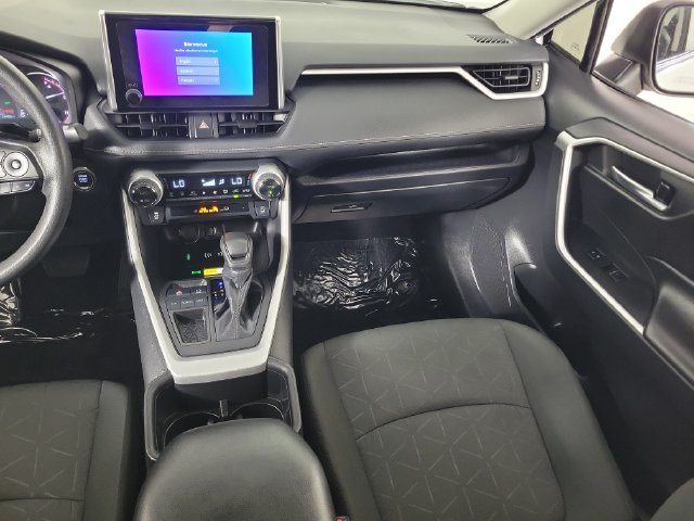 Used 2024 Toyota RAV4 XLE w/ Convenience Package FWD image 17