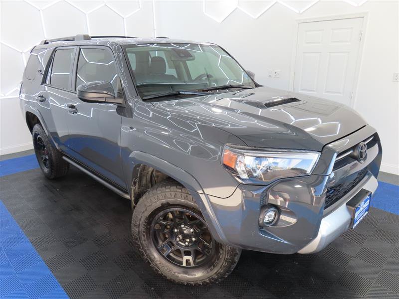 Used 2024 Toyota 4Runner TRD Off-Road AWD/4WD image 5