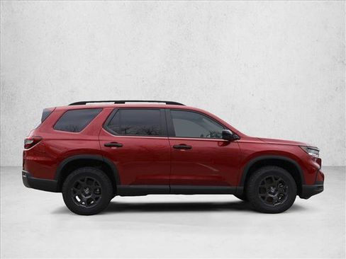 New 2025 Honda Pilot TrailSport image 4