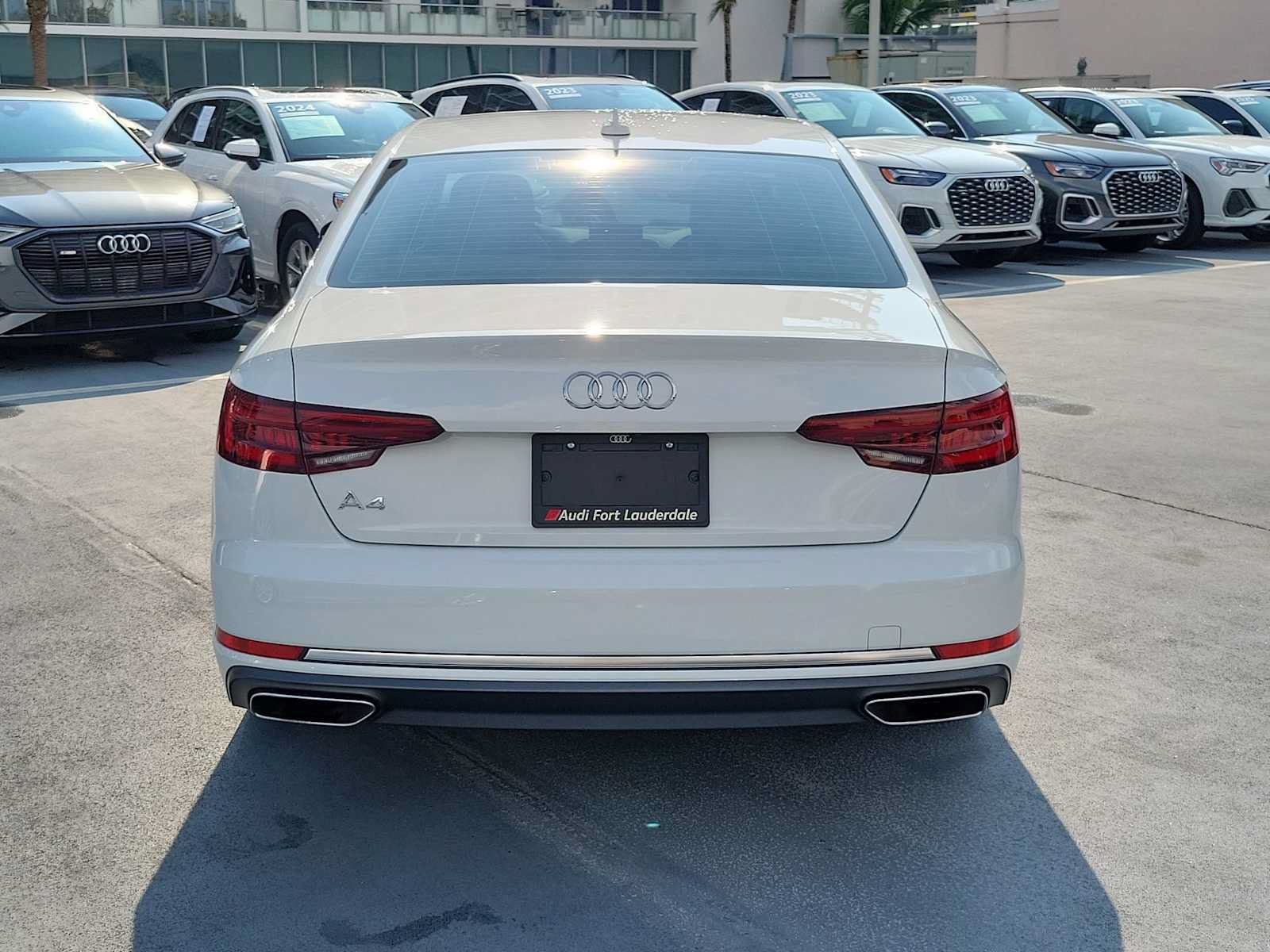 Used 2019 Audi A4 2.0T Premium w/ Convenience Package FWD image 5