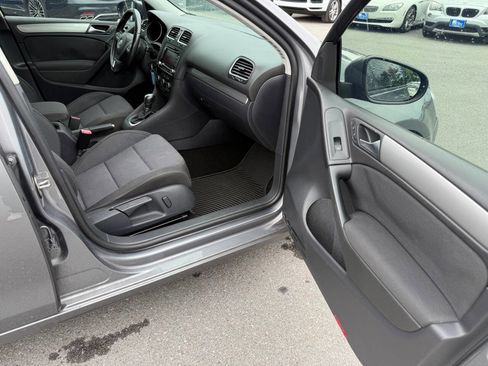 Used 2014 Volkswagen Golf TDI FWD image 12