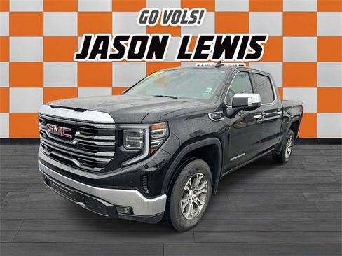 Used 2025 GMC Sierra 1500 SLT image 8