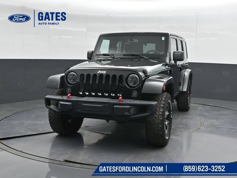 Used 2013 Jeep Wrangler Unlimited Rubicon w/ Connectivity Group AWD/4WD image 5