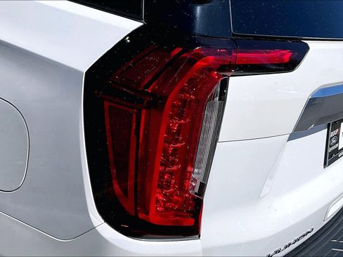 Used 2024 GMC Yukon Denali image 27