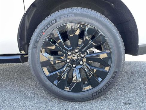 New 2025 Ford Expedition Max Platinum w/ Stealth Appearance Package image 4