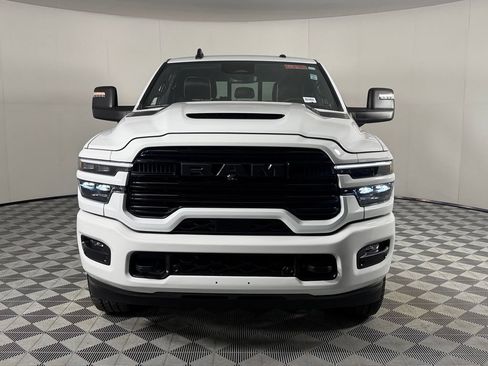 Used 2025 RAM 2500 Laramie w/ Night Edition AWD/4WD image 5